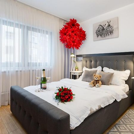 Happy Bubble I Timpuri Noi 1Br Apt 4 Ppl Bucarest Esterno foto