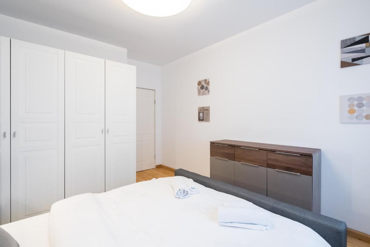 Happy Bubble I Timpuri Noi 1Br Apt 4 Ppl Bucarest Esterno foto