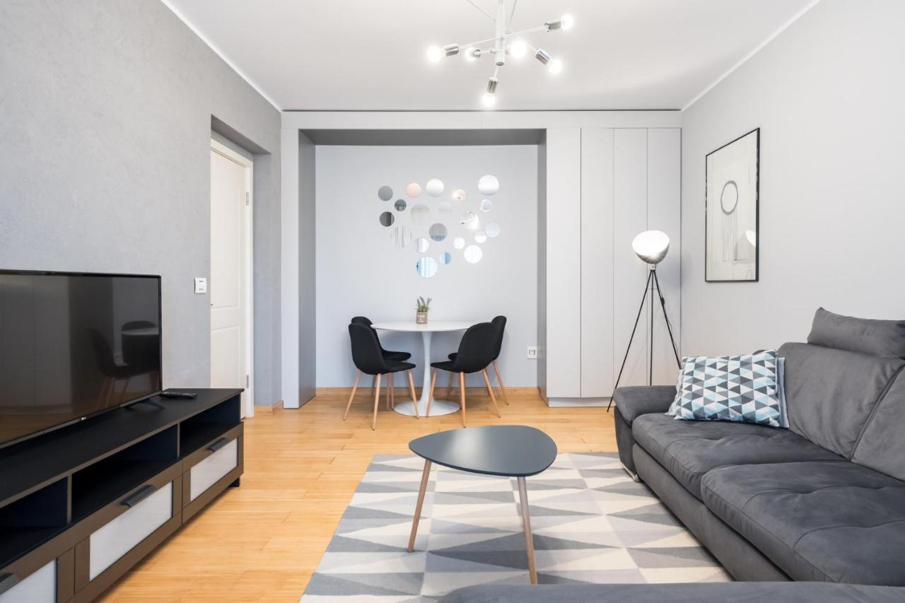 Happy Bubble I Timpuri Noi 1Br Apt 4 Ppl Bucarest Esterno foto