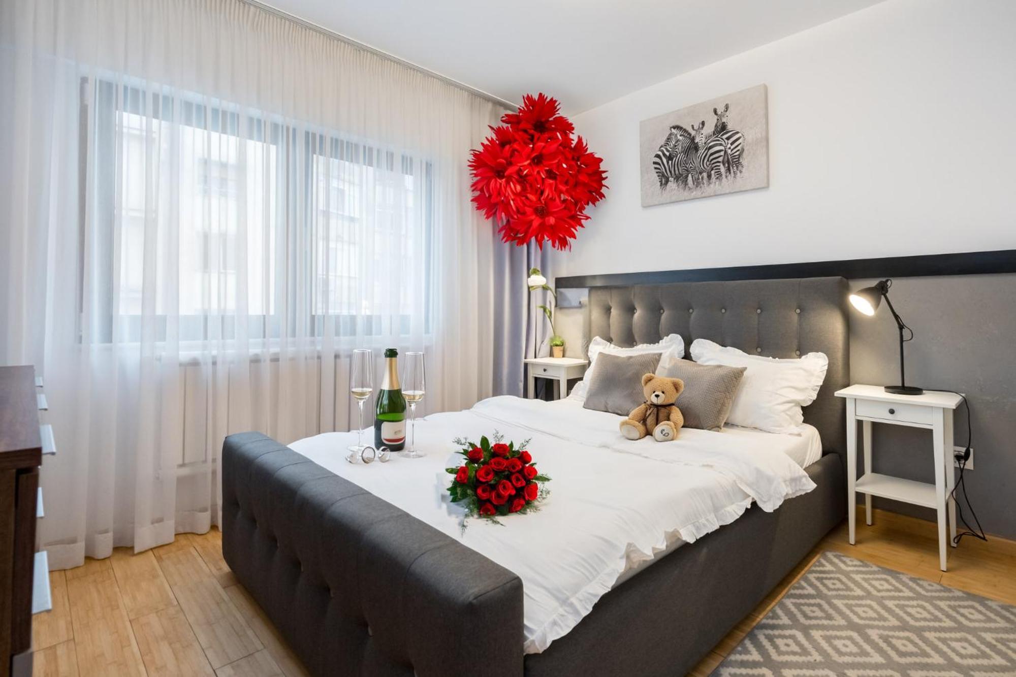 Happy Bubble I Timpuri Noi 1Br Apt 4 Ppl Bucarest Esterno foto